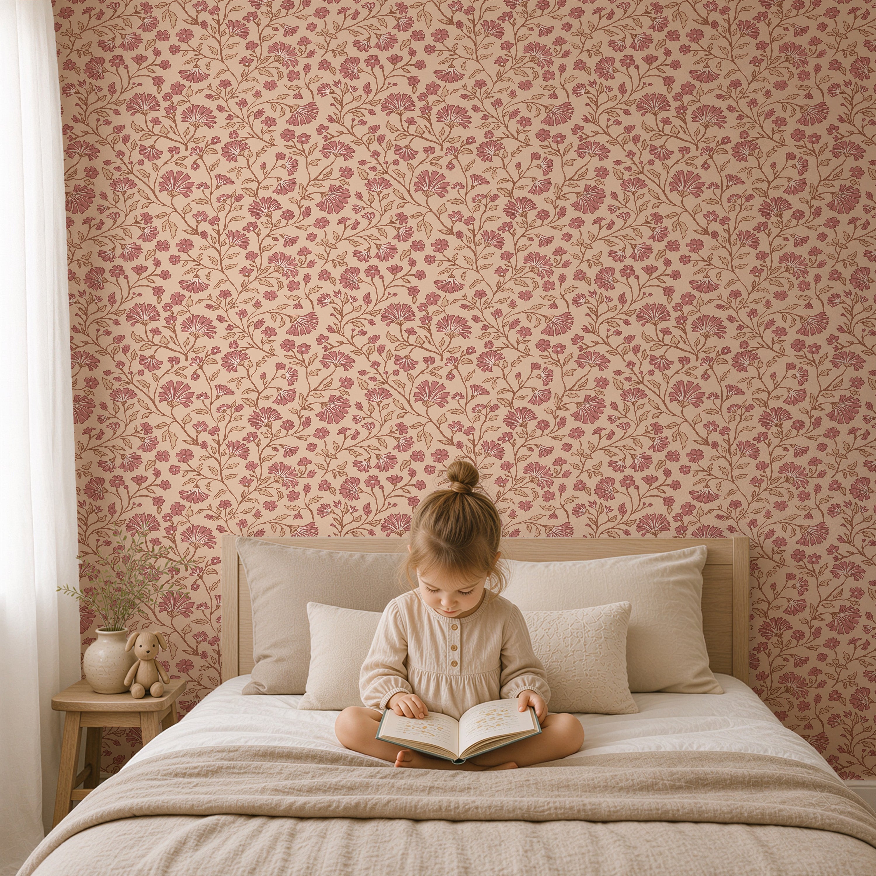 Behang Peach Bloom - warm linen