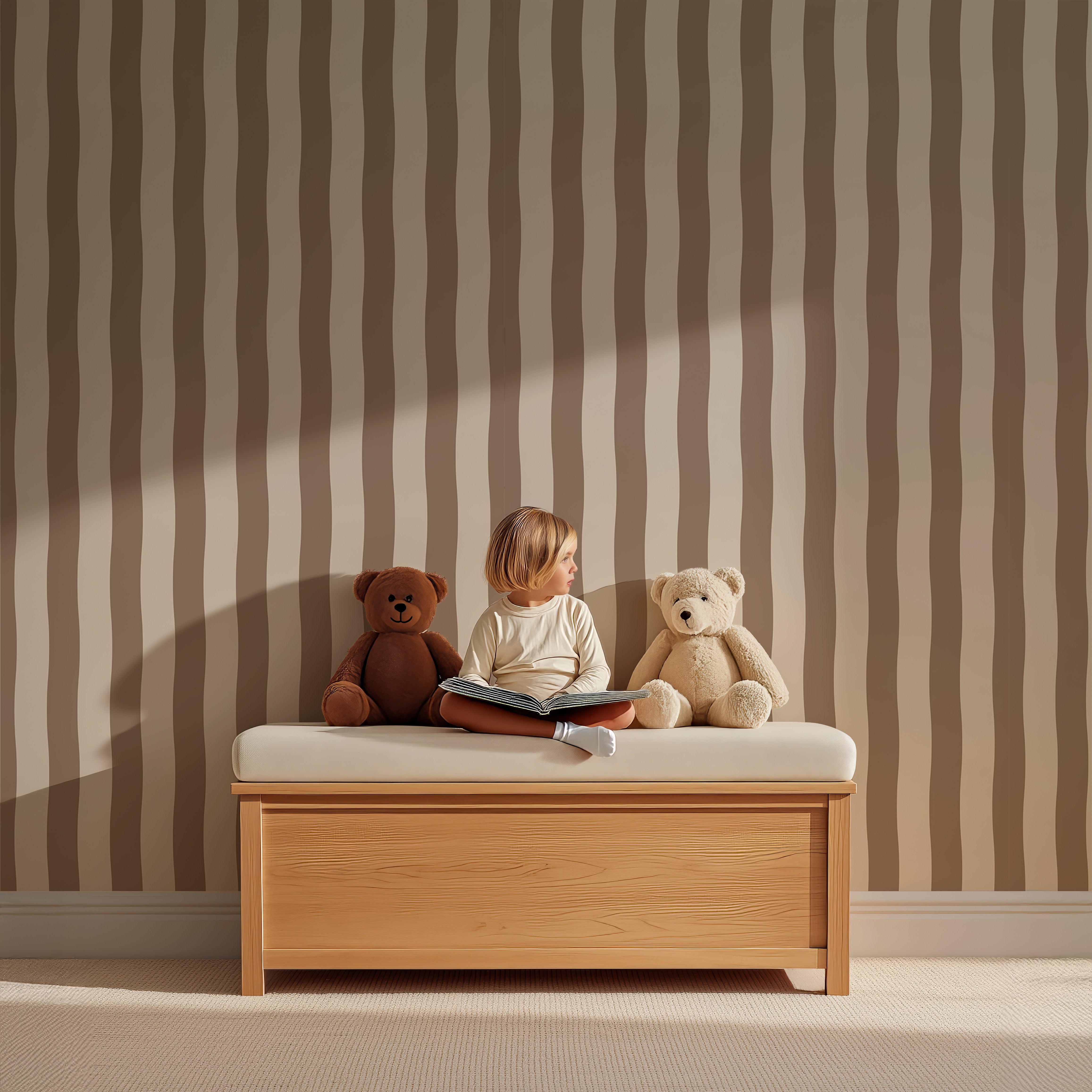 Behang Wavy Stripes – mocca