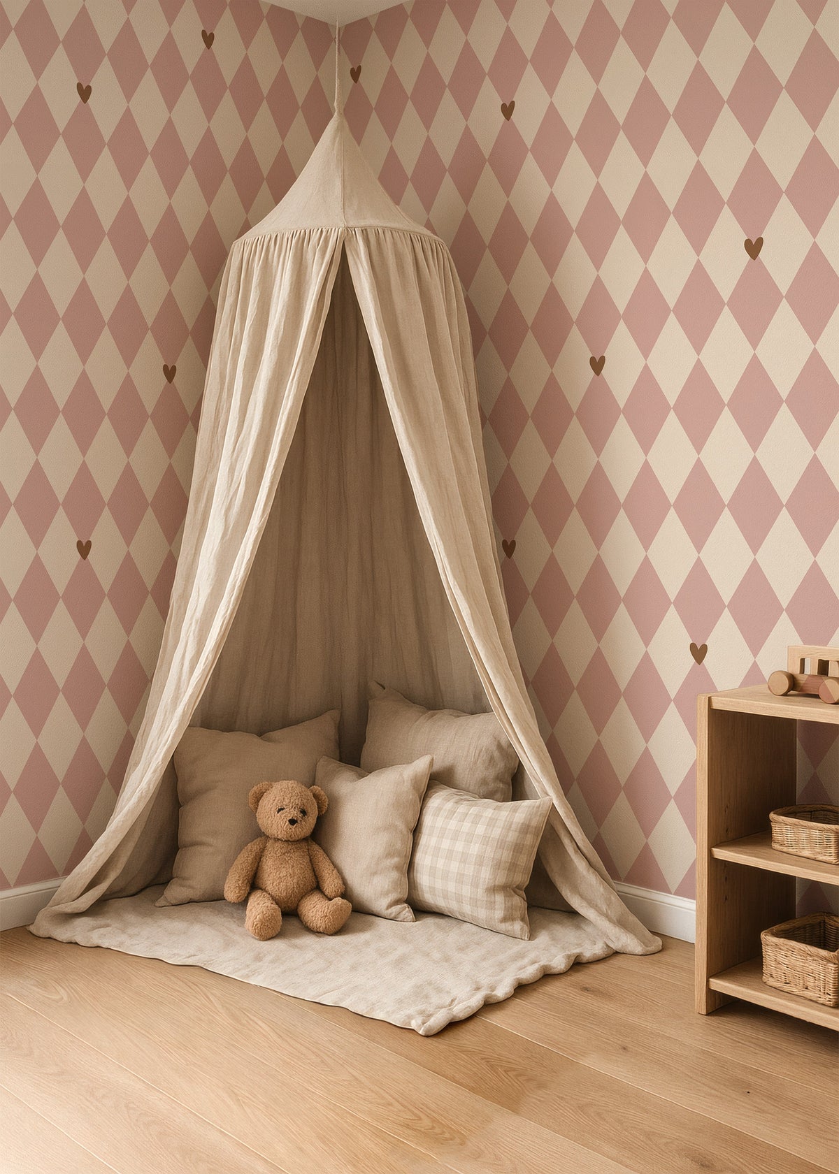 Leeshoek met speelhemel en Wiebertje powder blush hearts behang