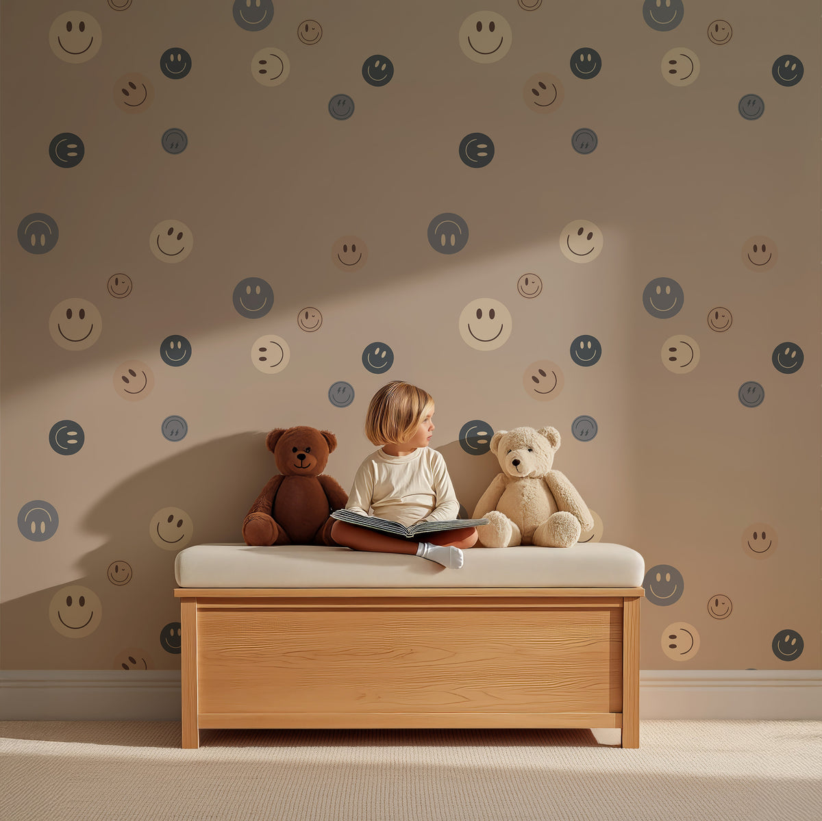 Smiley - navy behang van ELLIE Studio in een sfeervolle kinderkamer