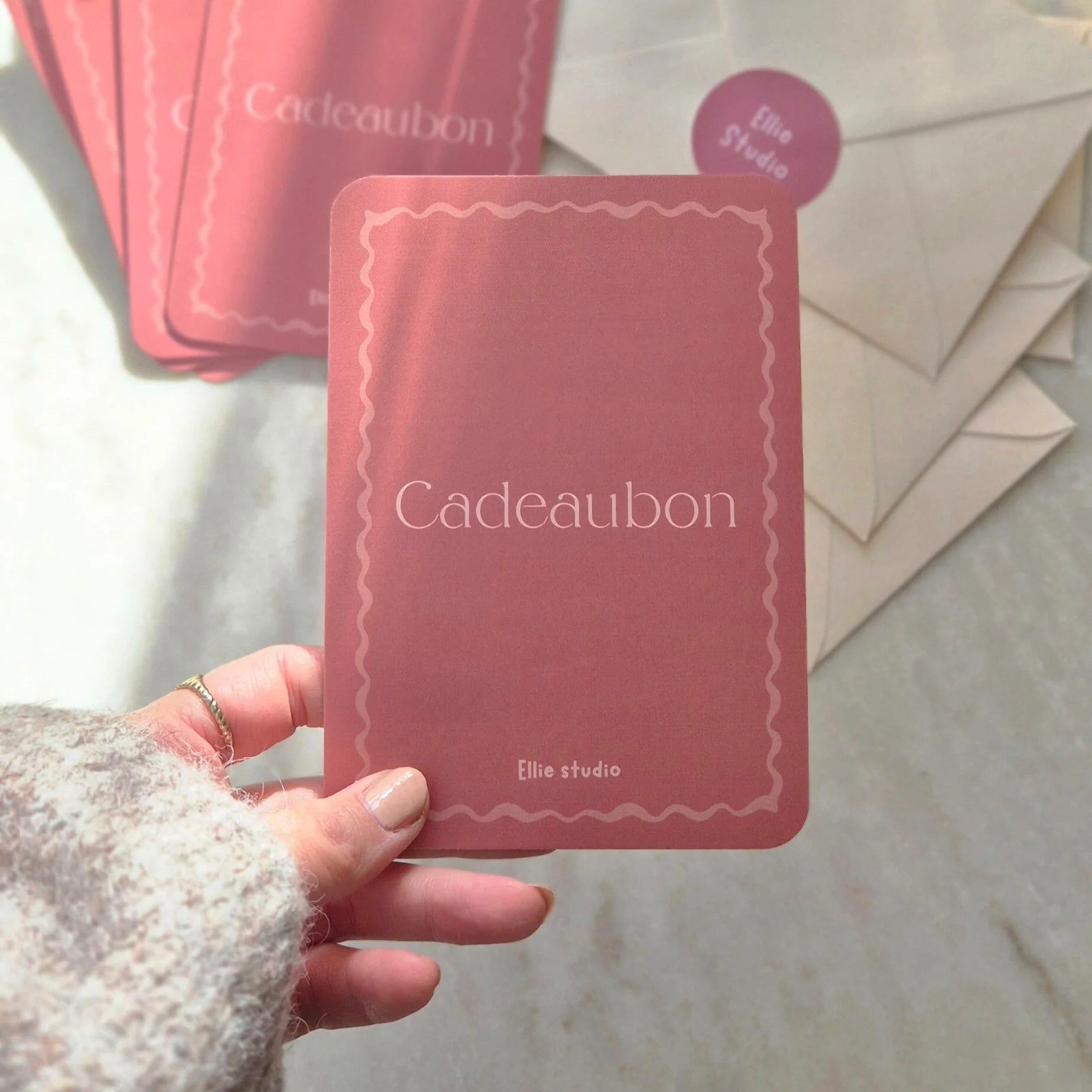 Fysieke cadeaubon per post - feestelijk verpakt