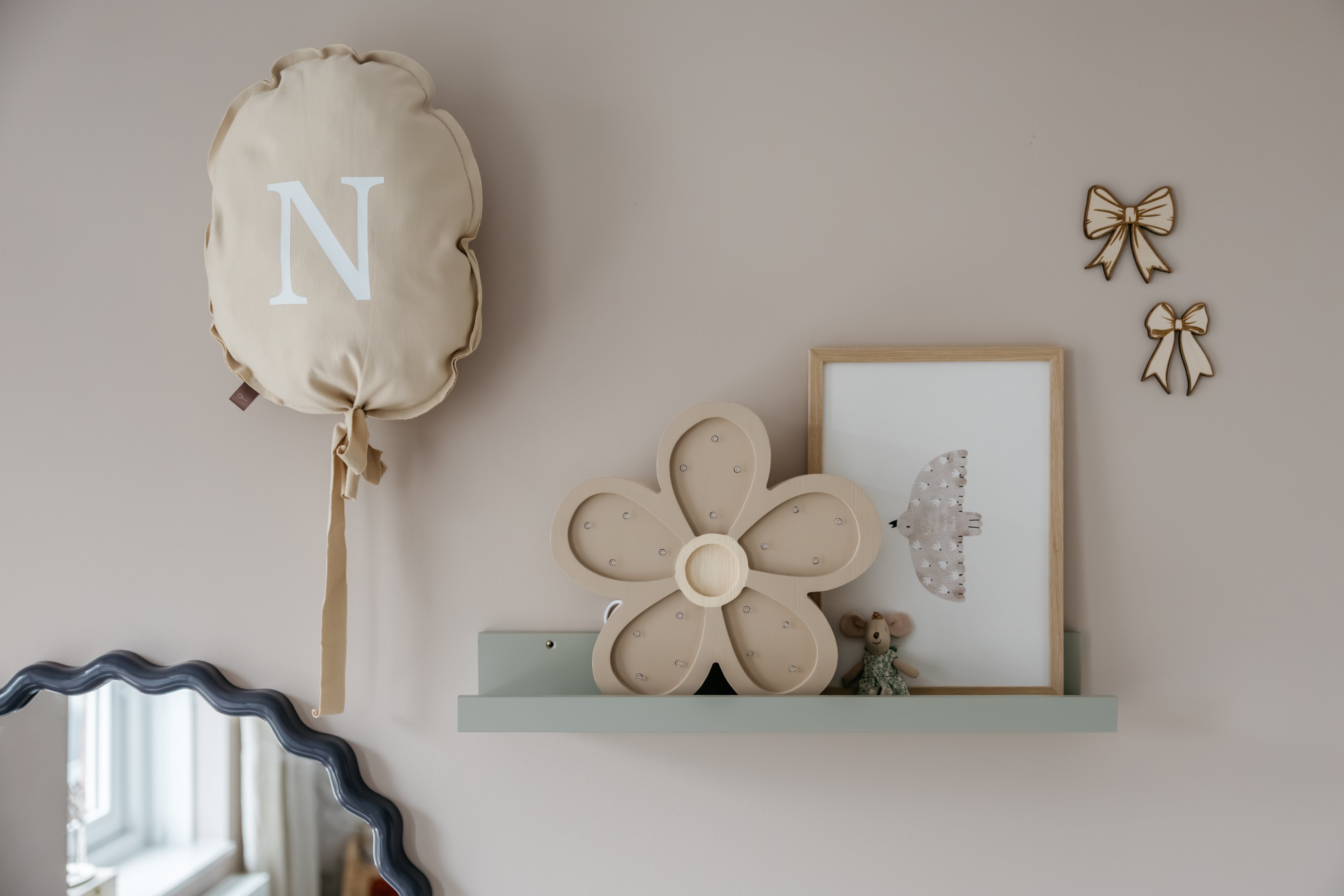 Kinderkamer poster - Zwevende Vogel | Spring Garden