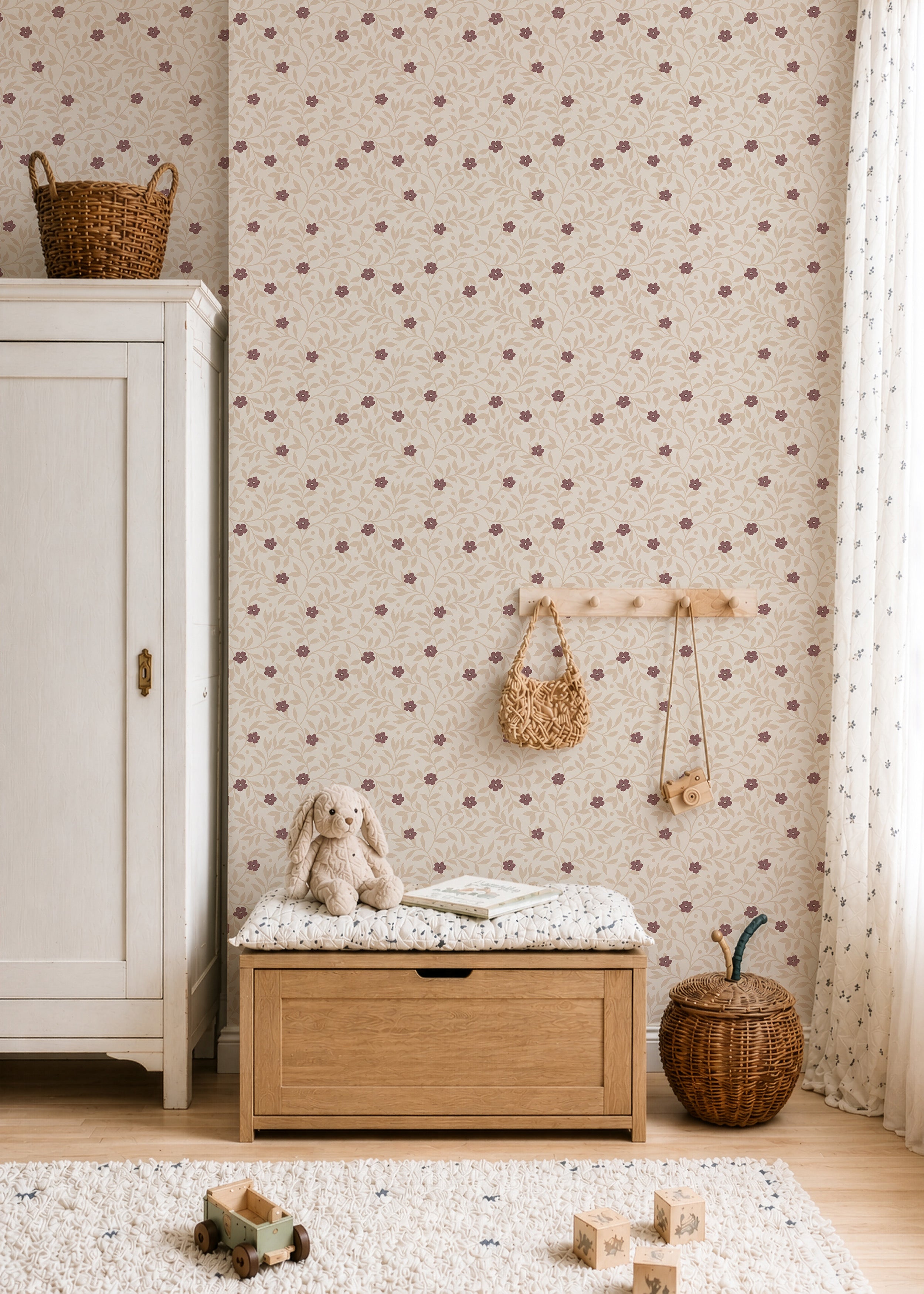 Behang Petite Blossom - plum