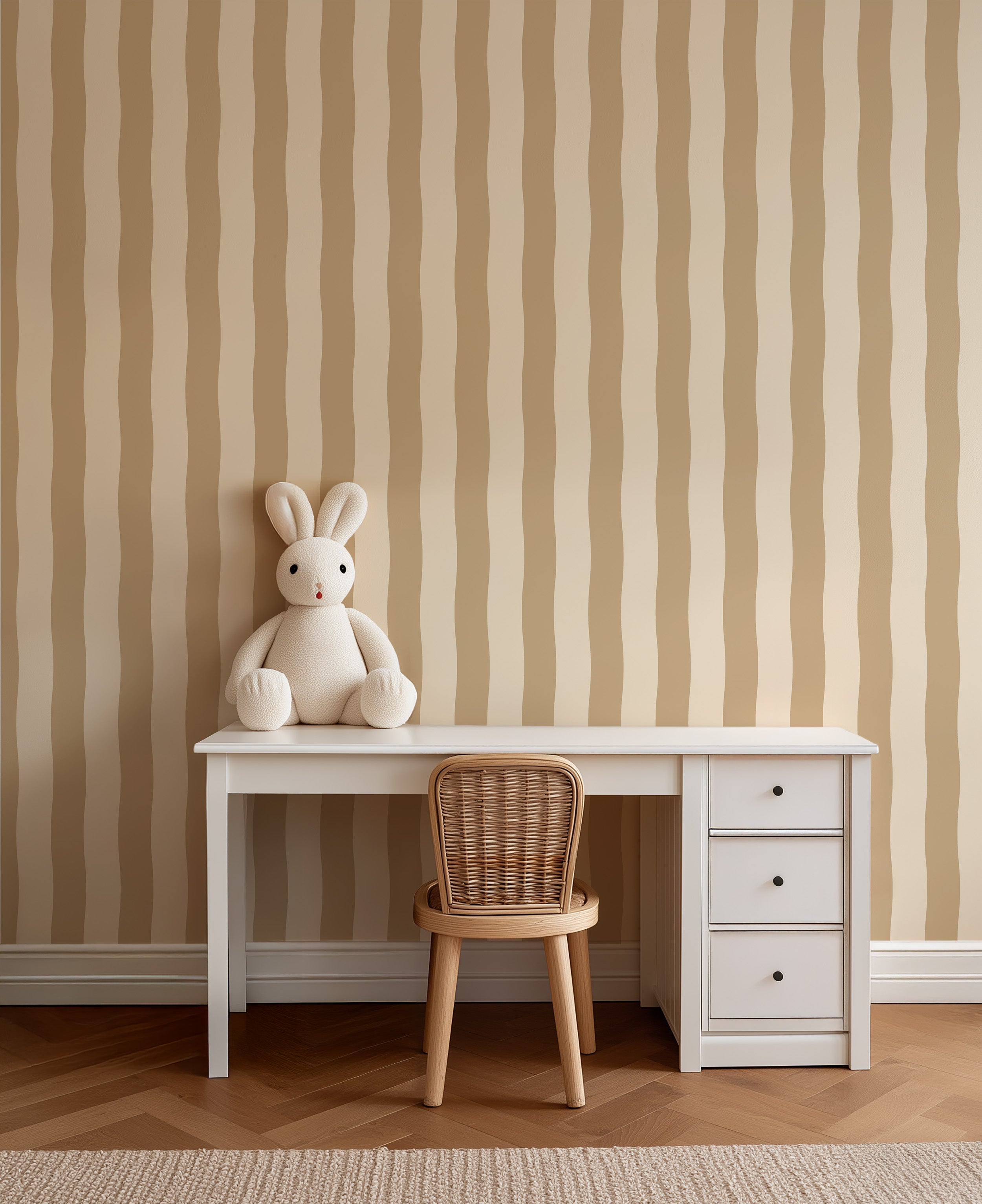 Behang Wavy Stripes - butter