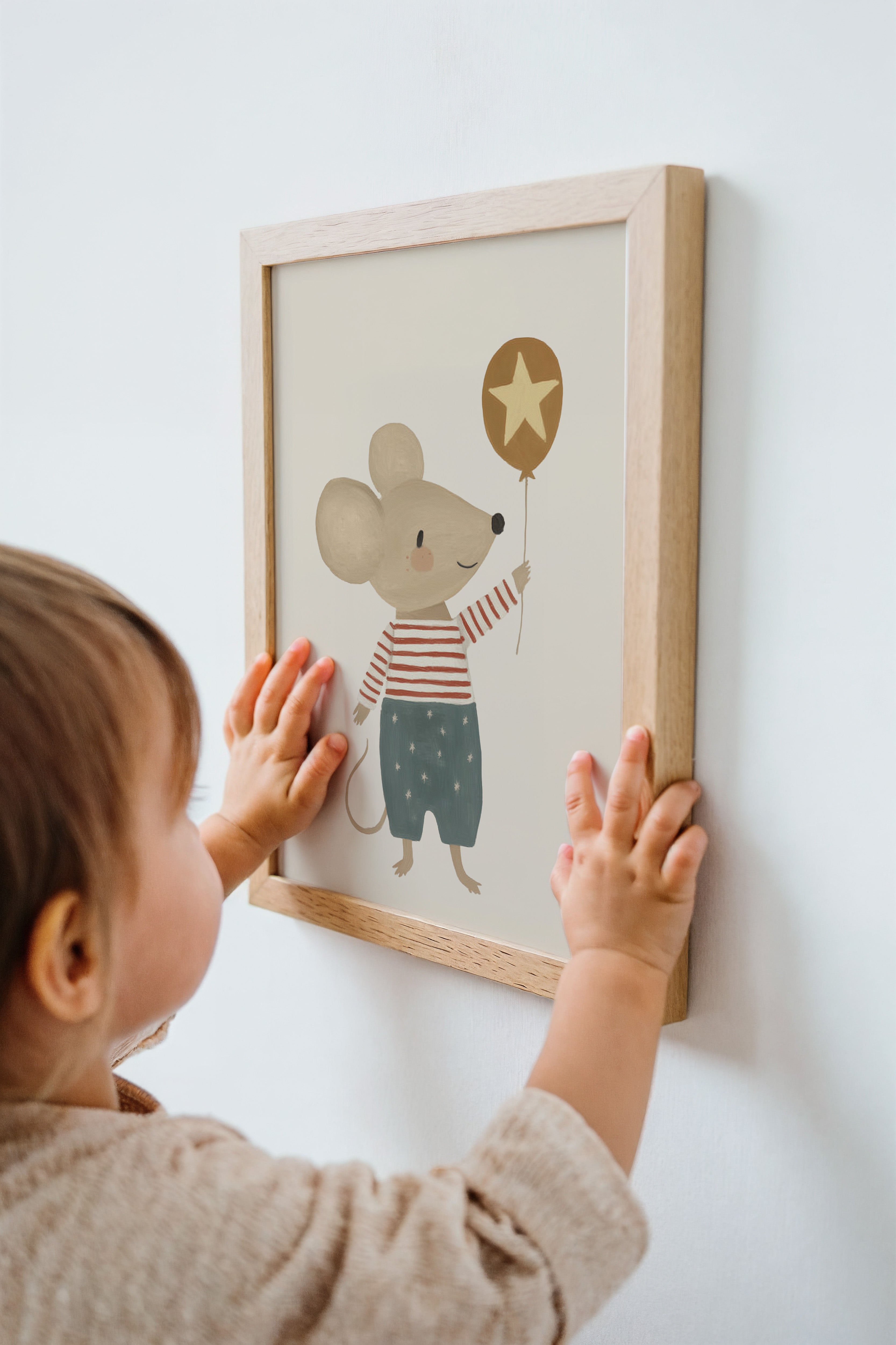 Children's room print - Mouse with balloon